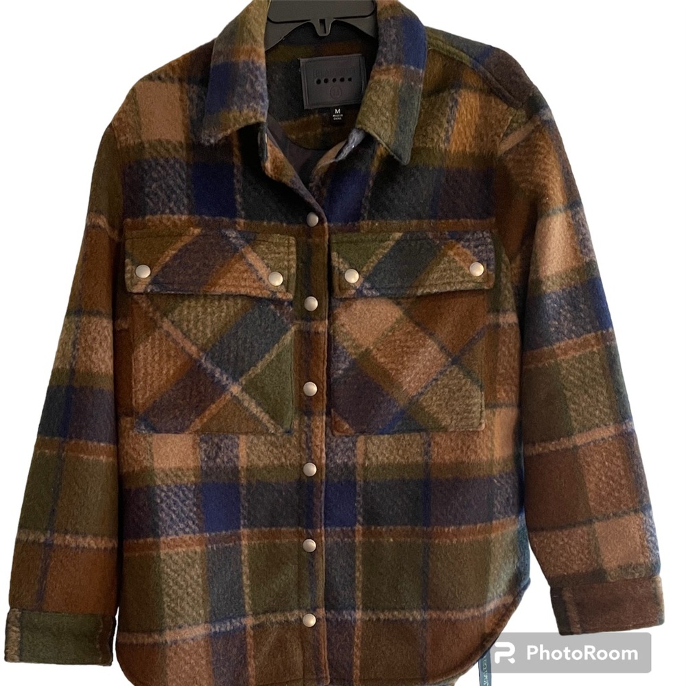 NWT BLANK NYC “Hit the Trail” Shacket in a Size Medium